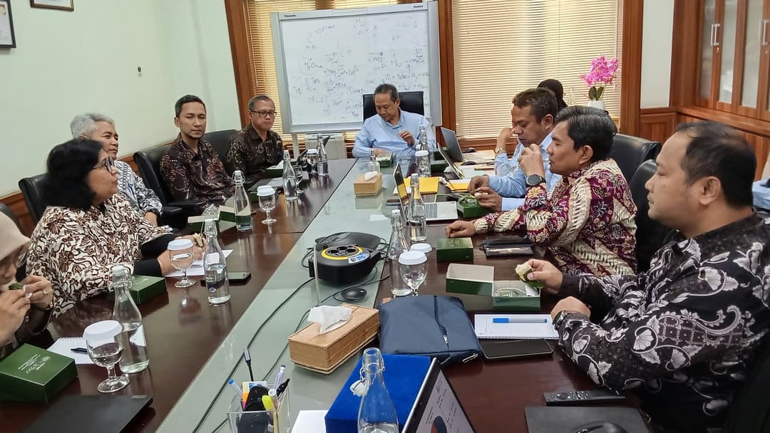 Studi Banding Dana Pensiun Angkasa Pura